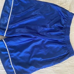 Women’s Nike Basketball Shorts - Size L